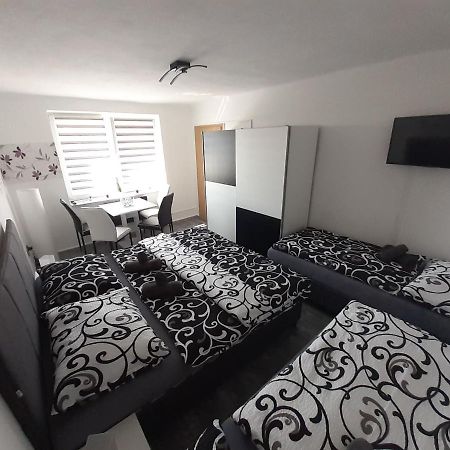 Apartman Laumar 3 Bzenec Exterior photo